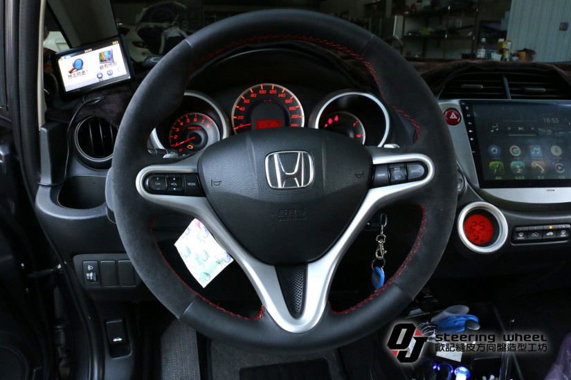 HONDA 76
