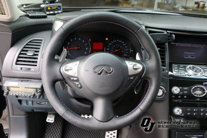 INFINITI 30