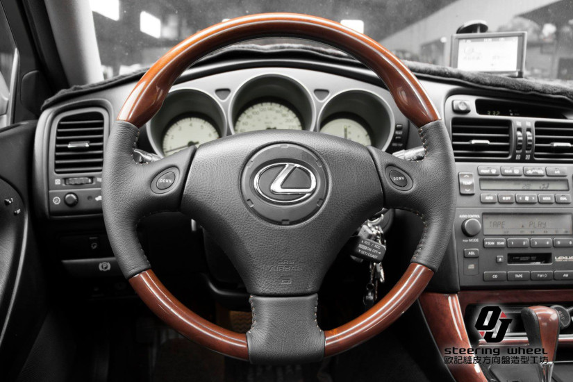 LEXUS 42