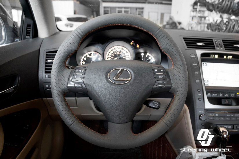 LEXUS 44