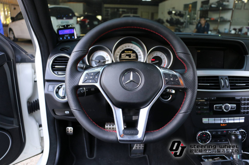 MERCEDES-BENZ 22