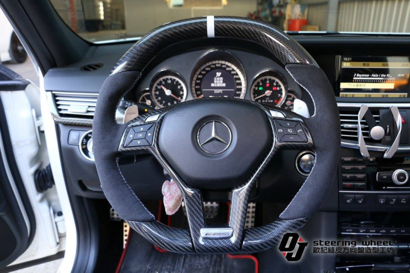 MERCEDES-BENZ 81
