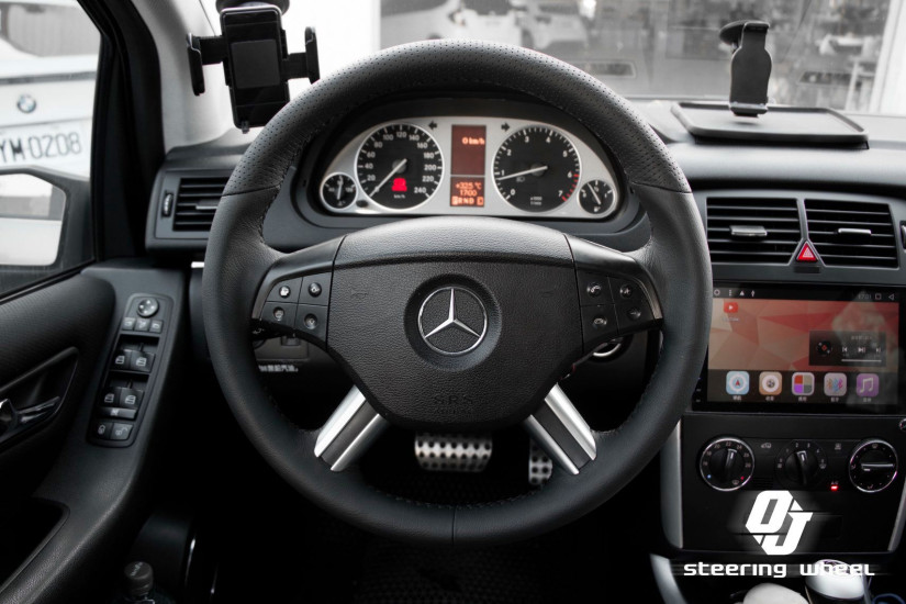 MERCEDES-BENZ 146