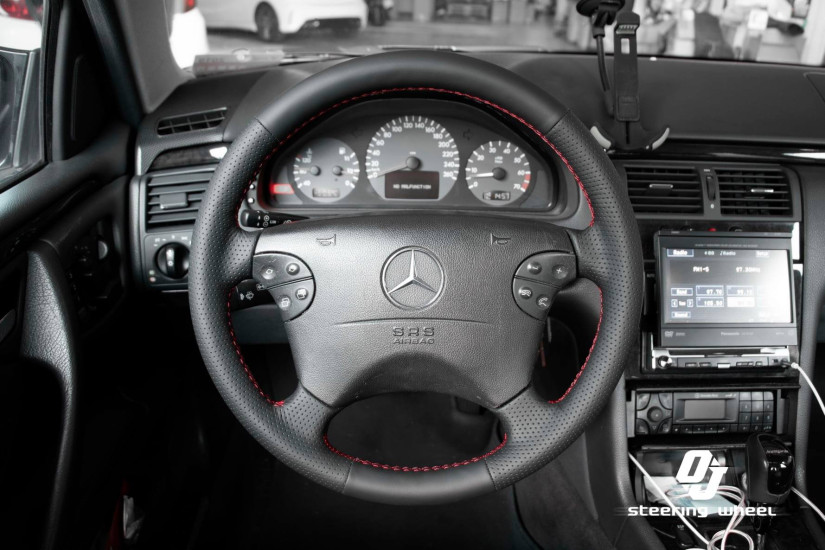 MERCEDES-BENZ 176