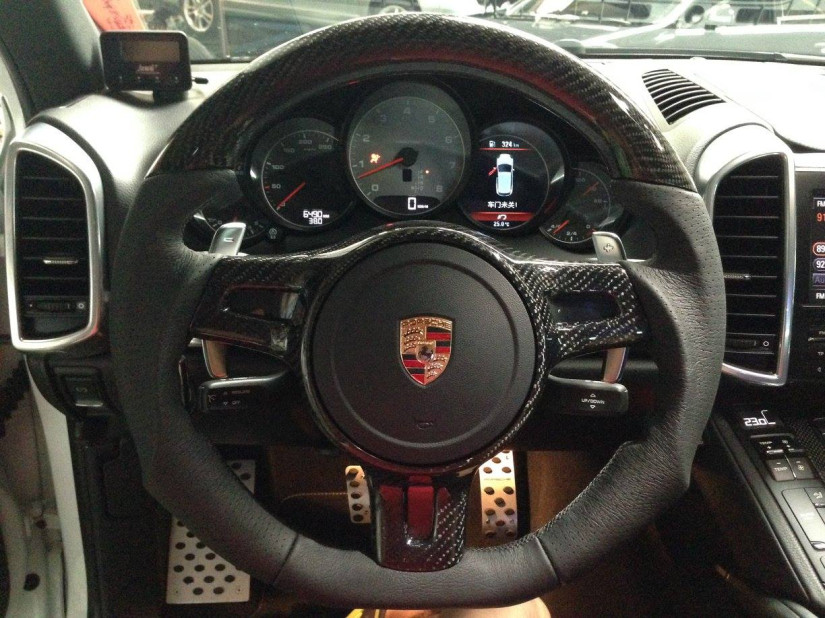 PORSCHE 13
