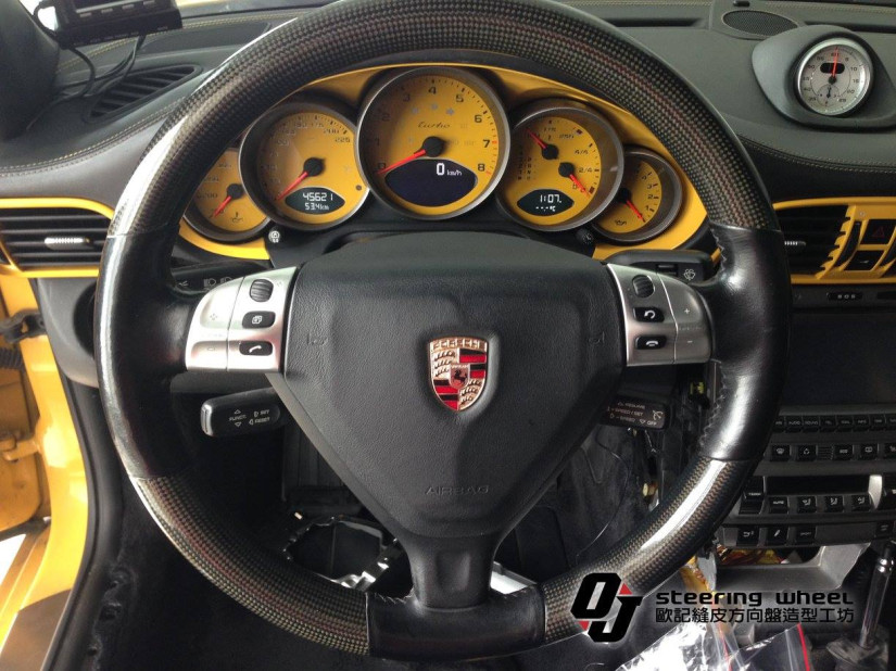 PORSCHE 14