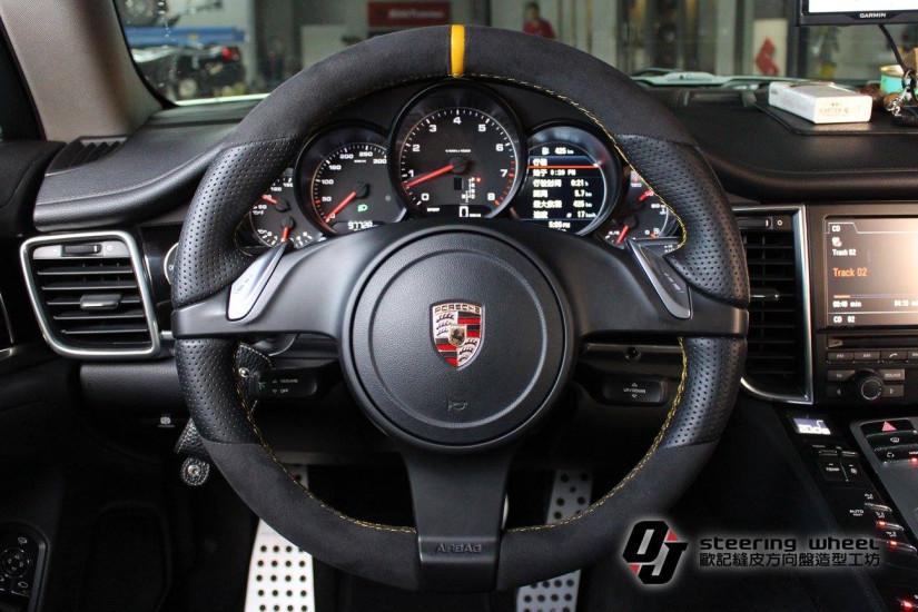 PORSCHE 19