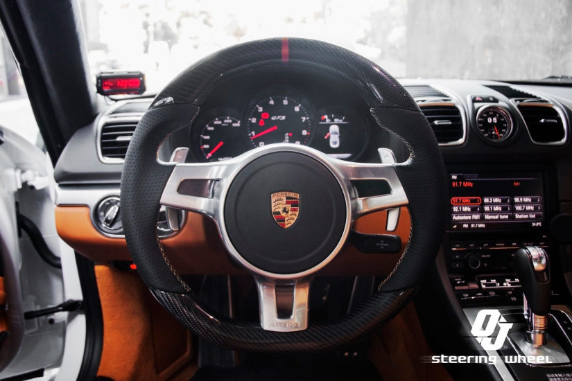 PORSCHE 43