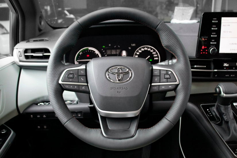 TOYOTA 185