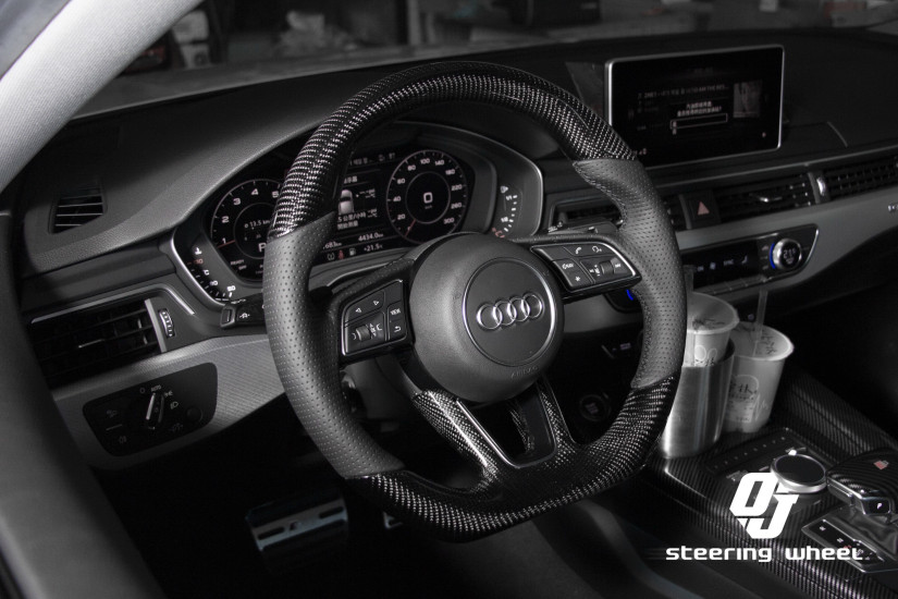 AUDI 55