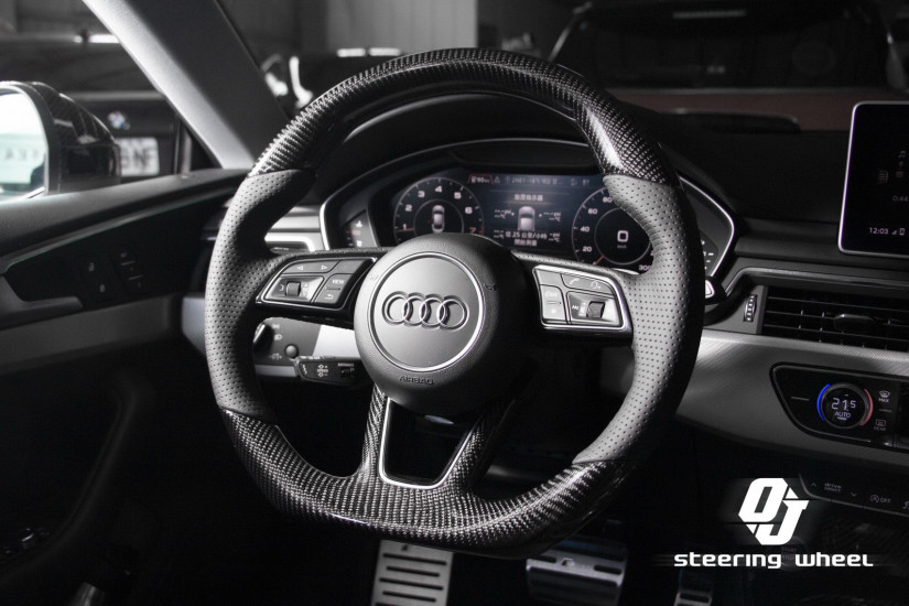 AUDI 55