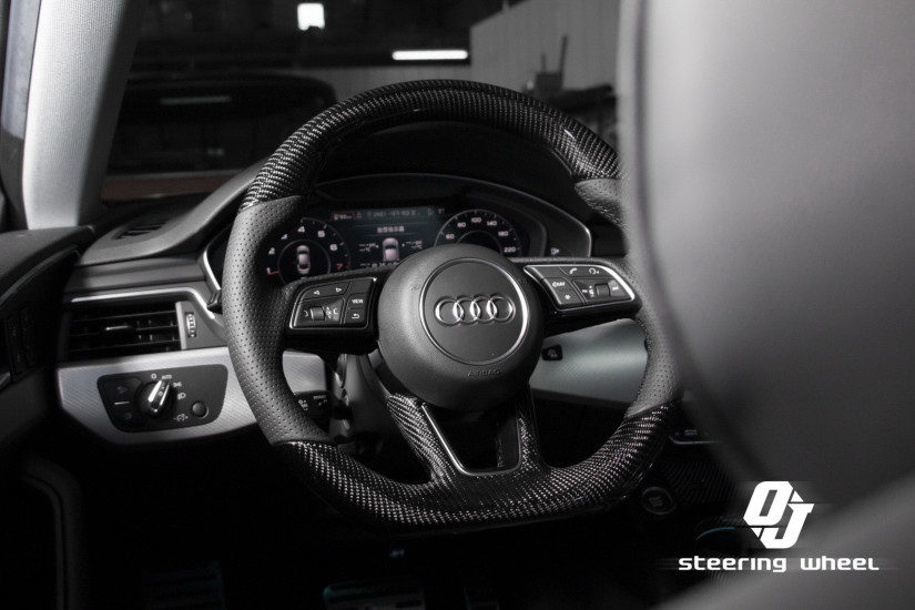 AUDI 55