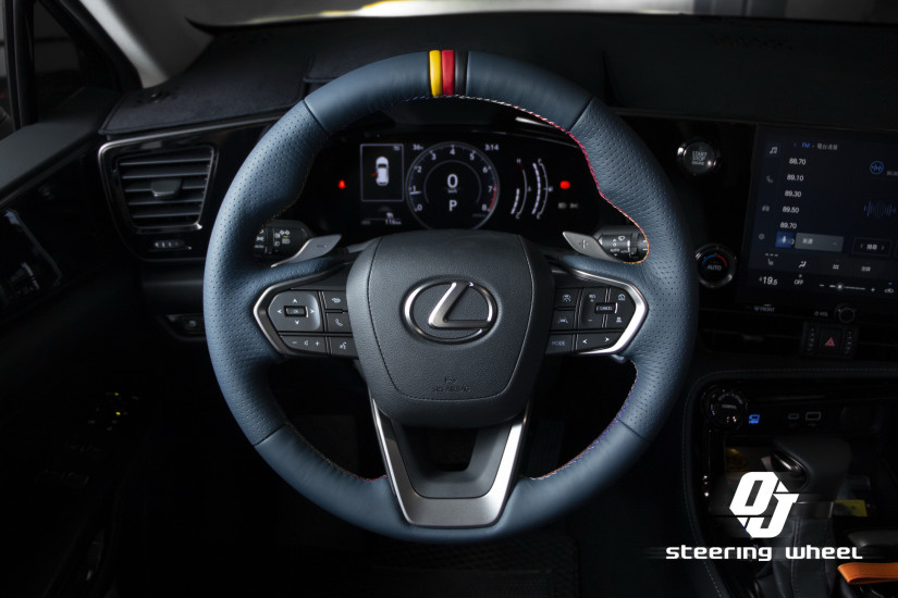 LEXUS 102