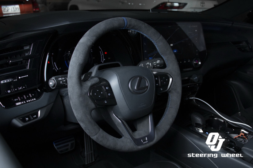 LEXUS 107