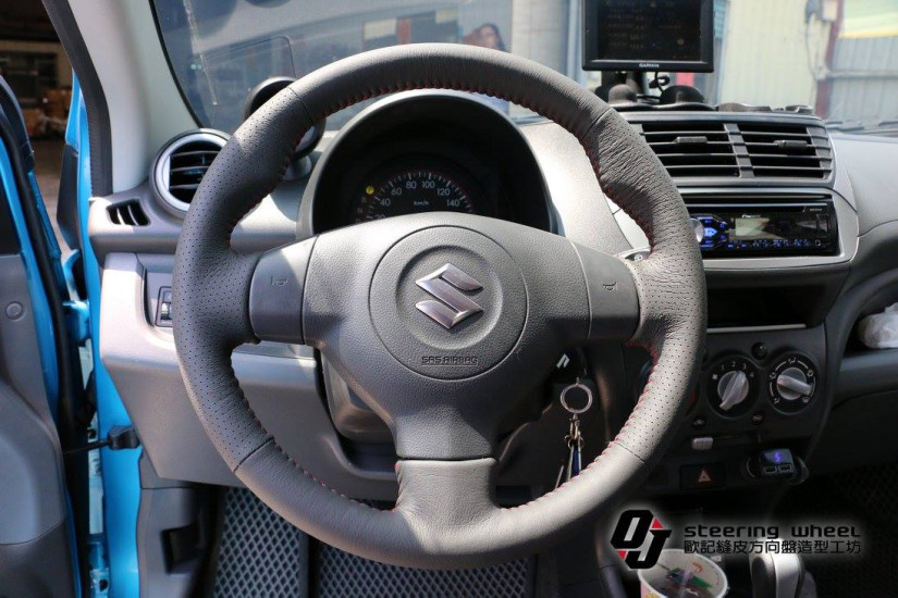 SUZUKI 01