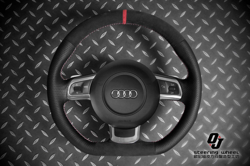 AUDI 17